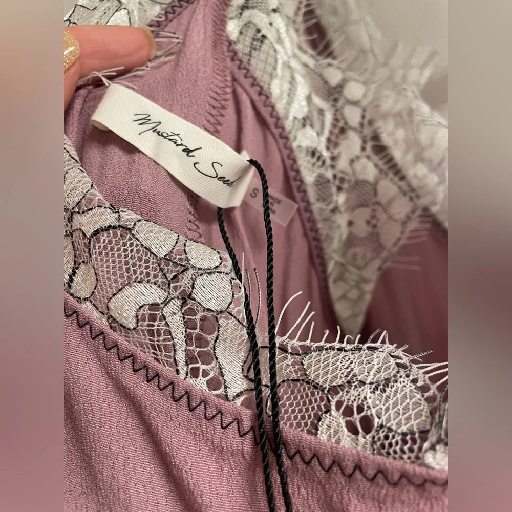 NWT Lace Trim Tank Top Mauve Small - Picture 5 of 5